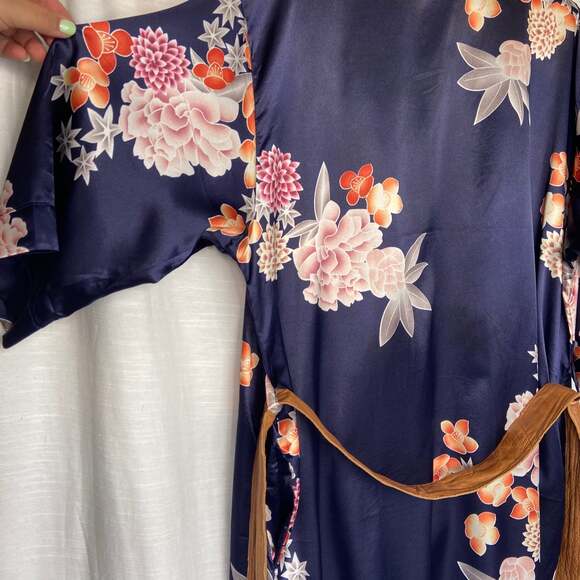Boho Blue Floral Robe with Pleather Belt - Picture 6 of 7